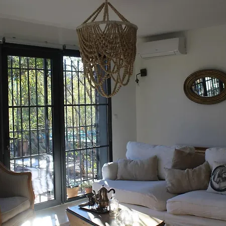 Chez Elles En Provence Holiday home Nans-les-Pins