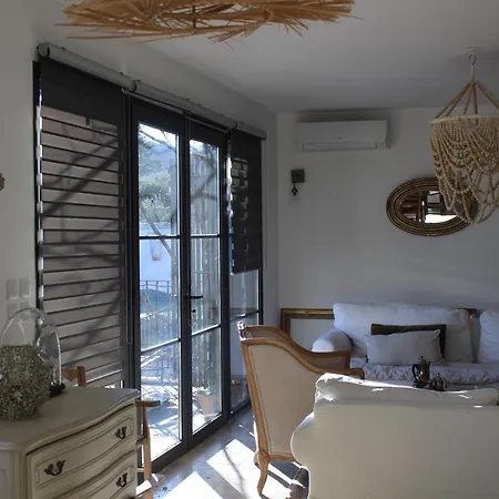 Holiday home Chez Elles En Provence